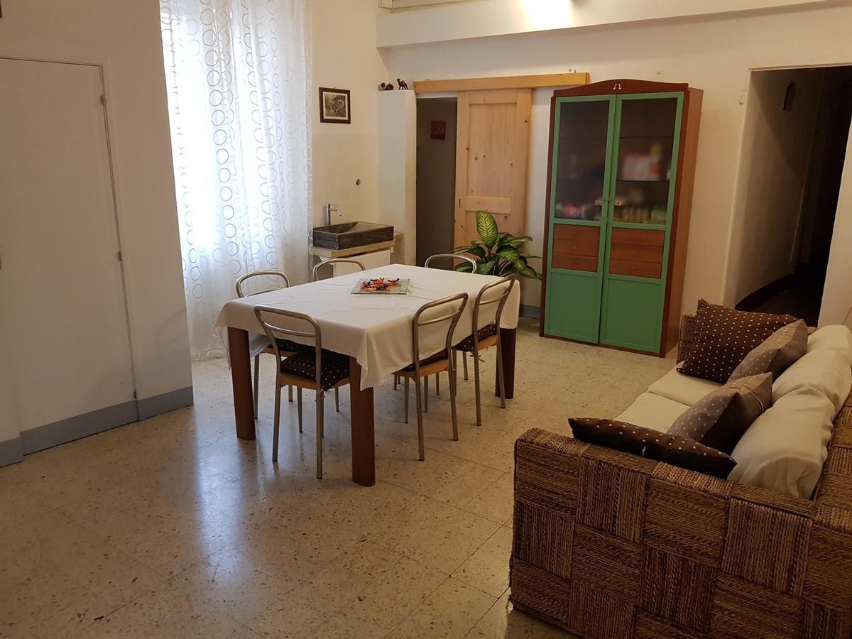 Il Cortegiano Hotel Urbino Buitenkant foto